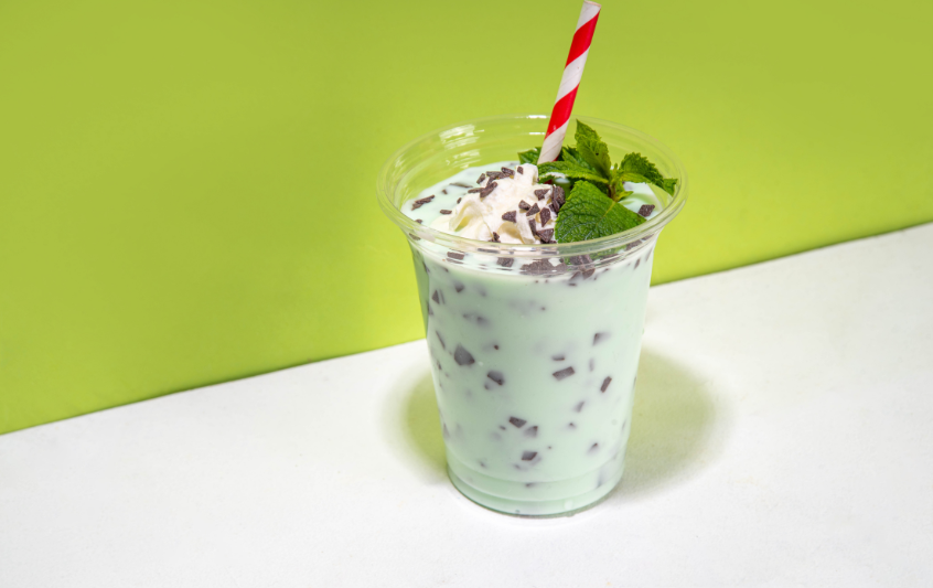 Healthy Dye-Free Shamrock Shake