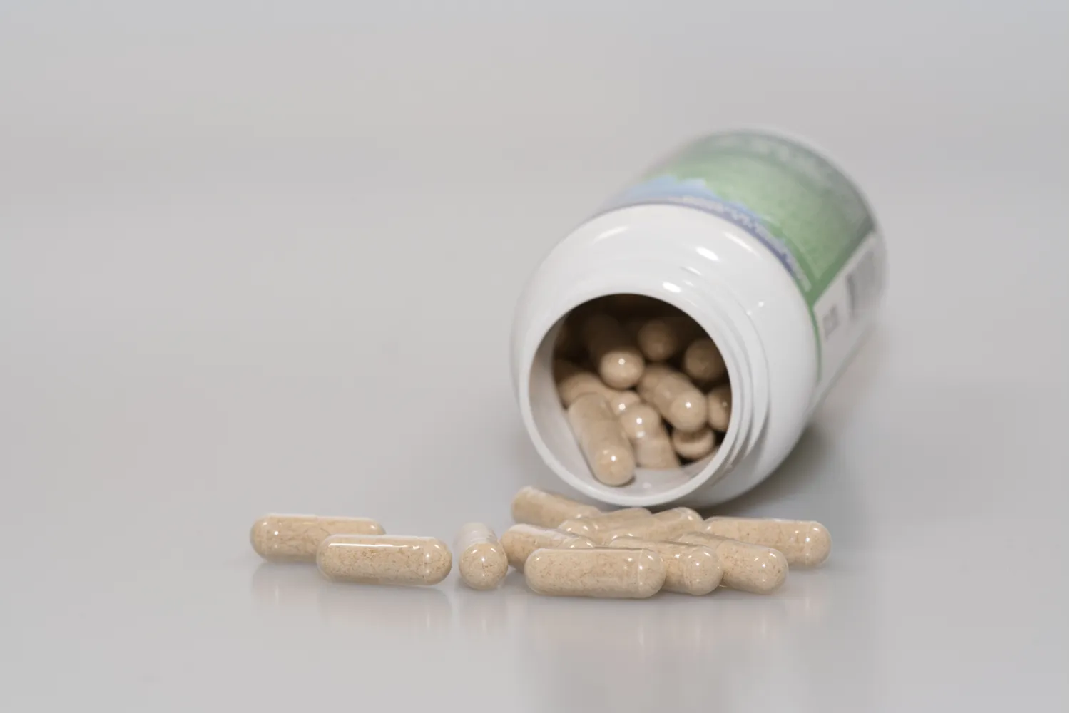 Lion's Mane Mushroom: Benefits, Dosage, Side Effects & How To Choose a Supplement